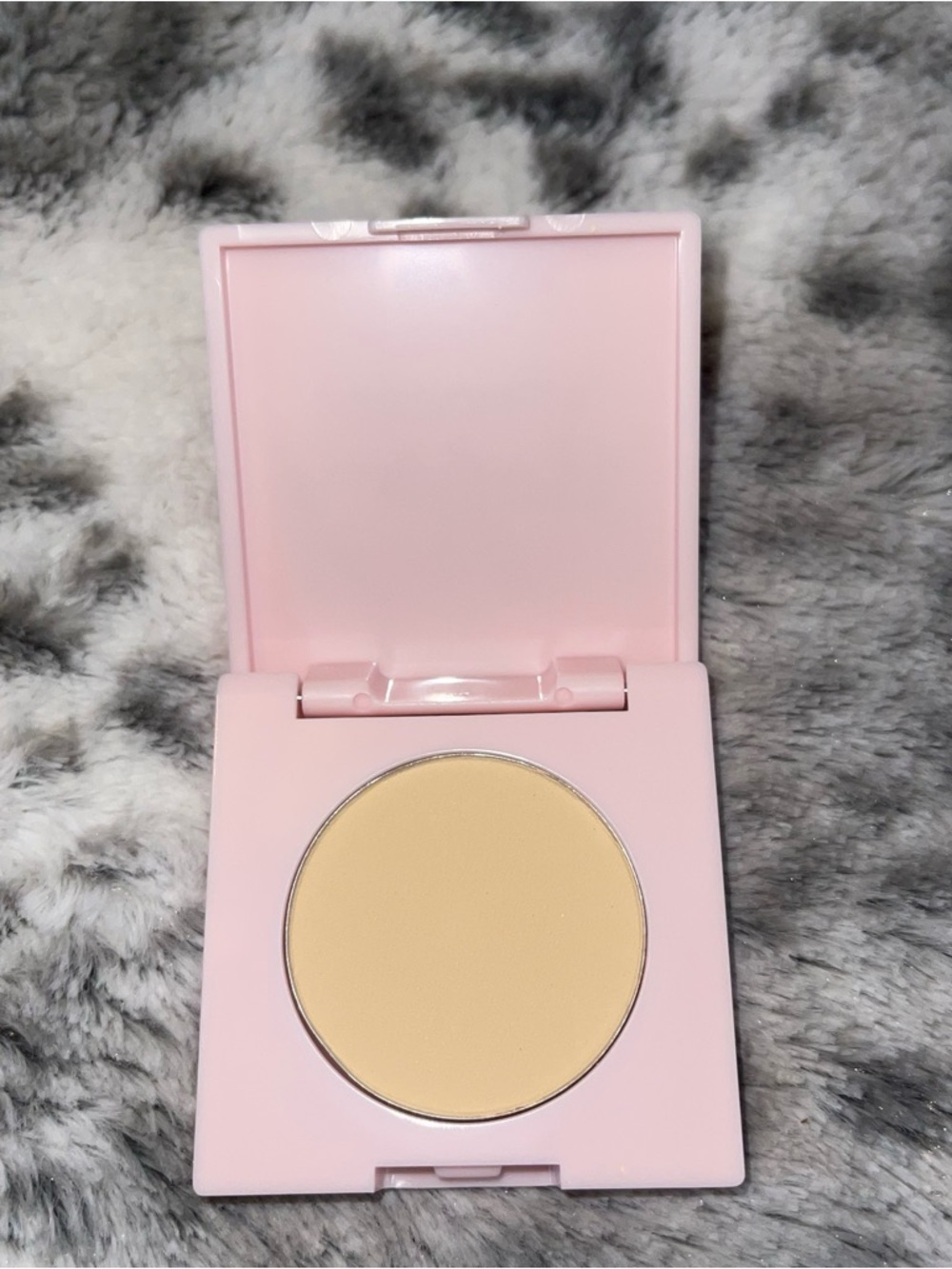 K Voss pixie Powder sample - Picture 3 of 5
